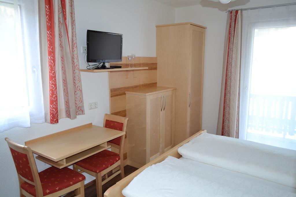 Pension Schweiger Gasen 部屋 写真